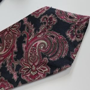 VINTAGE ITALIAN SILK Made in USA Tie